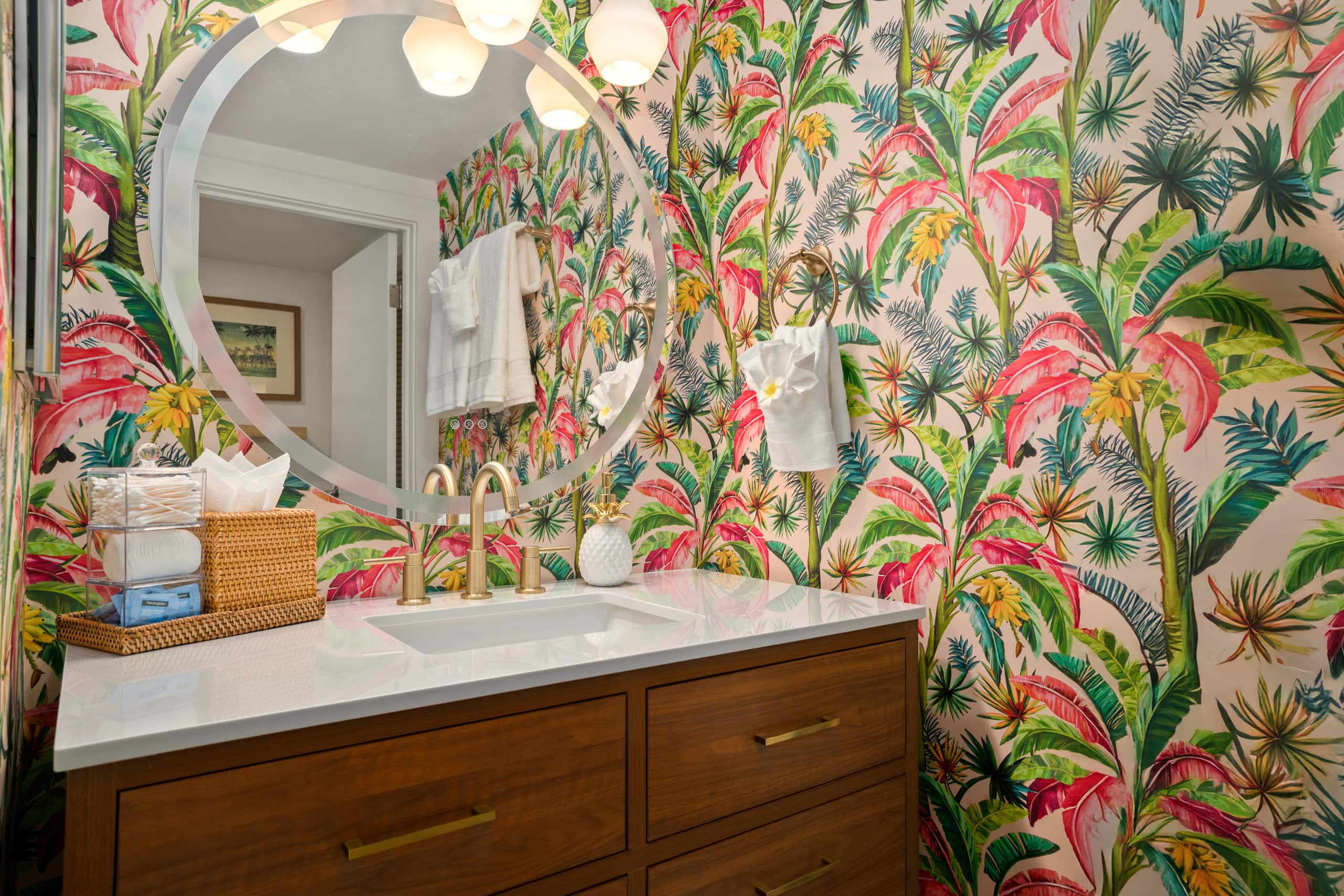 NEW Palm Dreams • Luxe Retreat | AC | Beaches - Image 16