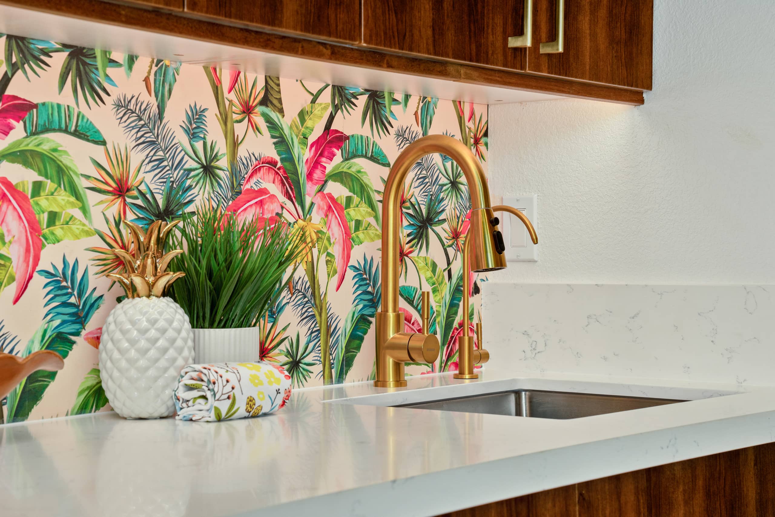 NEW Palm Dreams • Luxe Retreat | AC | Beaches - Image 4