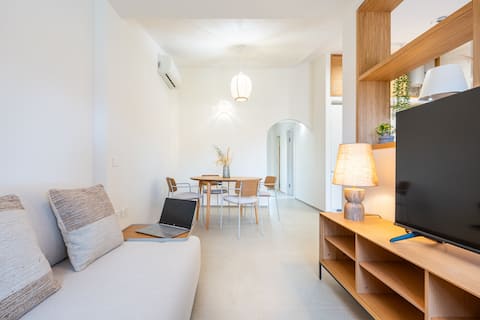 Top Airbnb: Exclusive Villa 200 Meters From the Sea/Garden/Center in Villasimius
