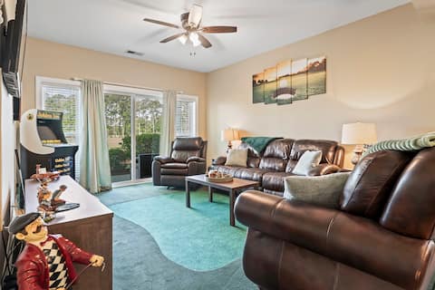 Successful Airbnb property: World Tour's 19th Hole in Carolina Forest