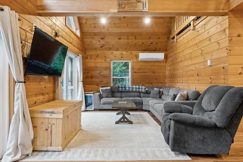 Top Airbnb: Crystal Lake Cabin | Private Dock, HotTub, KingBed in Bridgton