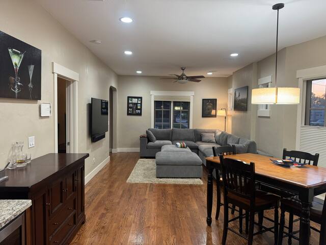 Charming West Washington Park Home gallery image 4