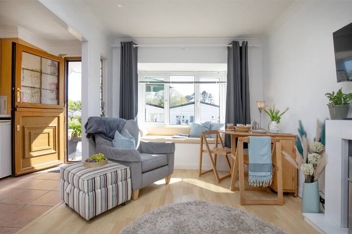 Willow Dart, Holiday Bungalow In Galmpton, Brixham - Totnes