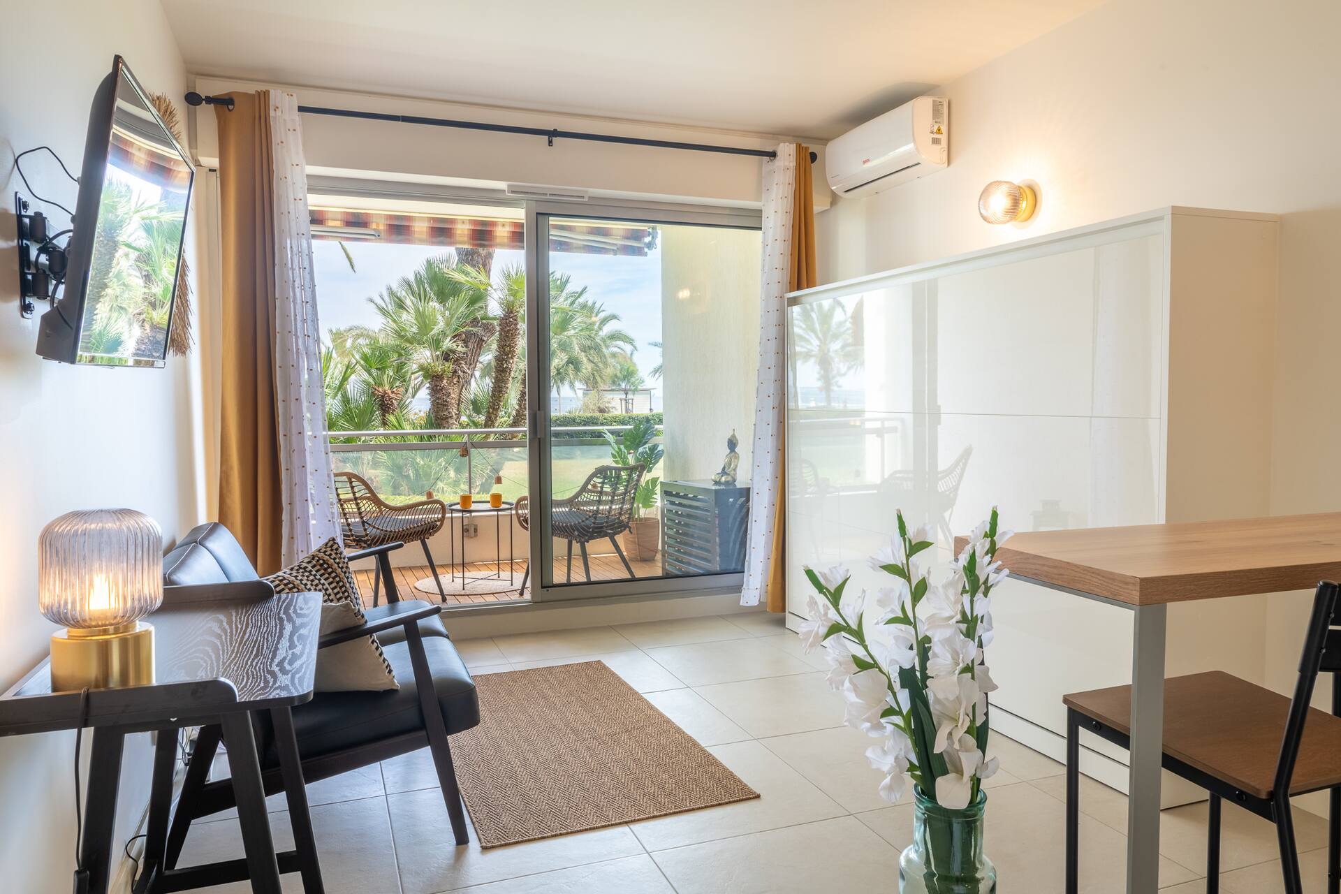 Waterfront Studio, Boulevard du Midi, Terrace, Parking — foto 5