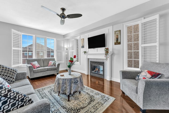 4br 4ba•3000ft²•majestic Home•oshawa-fits8 - Oshawa