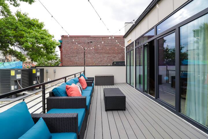 Unit 8: Spacious 2BR Penthouse | Sleeps 8 gallery image 4