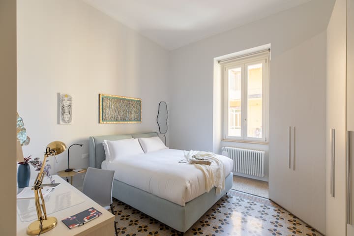 iFlat | Timeless Elegance in the Center of Rome gallery image 3