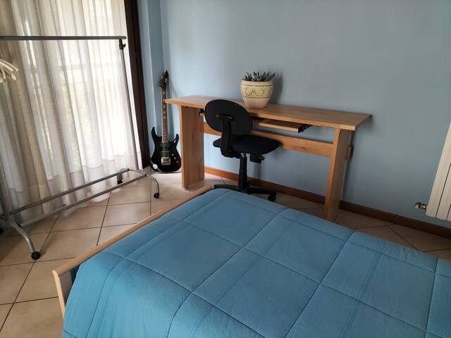 Private room with 1 bedrooms in Lake Como - Double room close to Como