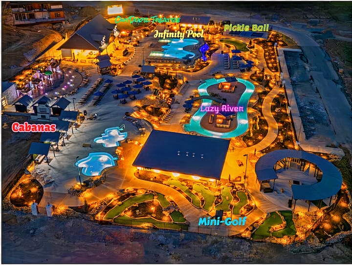 Water Park Resort~Lazy River~Pvt Pool~22 PPL - Cabins for Rent in