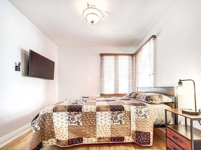 4-Bedrooms in Hochelaga MTL | 01 gallery image 4
