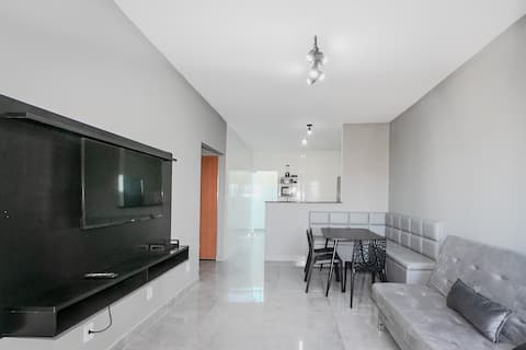Top Airbnb: Spacious Apartment | Air Conditioning | Barbecue Grill em Contagem