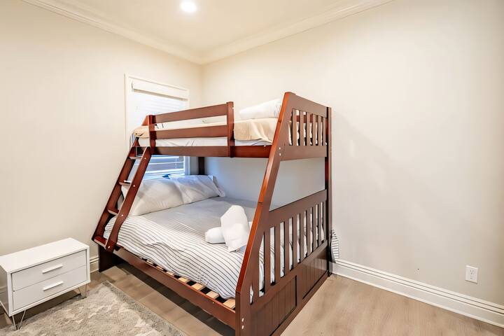 Luxury Two-Story Home with Pool gallery image 4