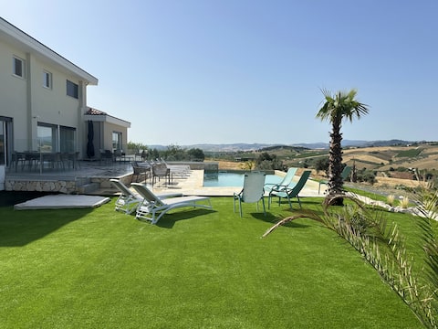 Annely Villa Vasto Sea view