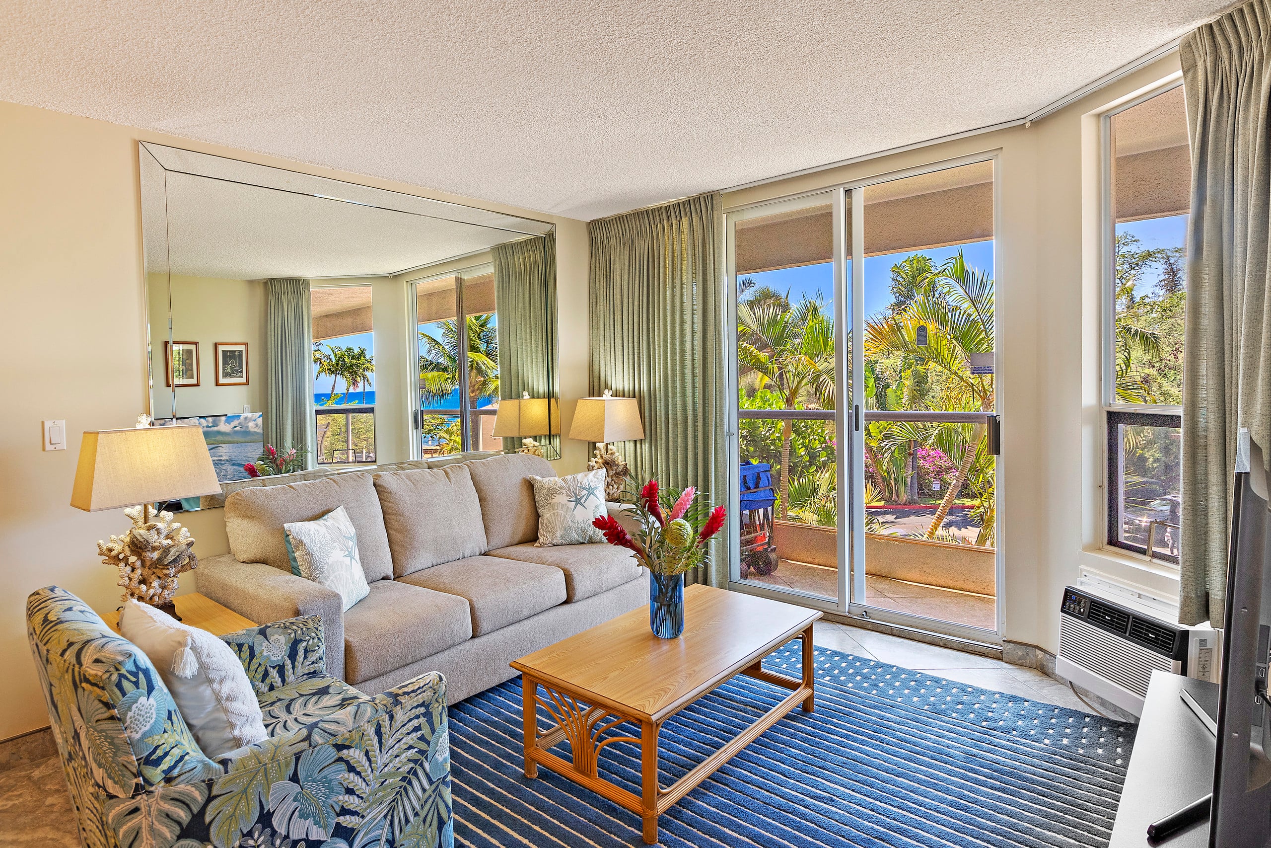 Condo in Kihei · ★5.0 · 1 bedroom · 2 beds · 1 private bath - Image 2