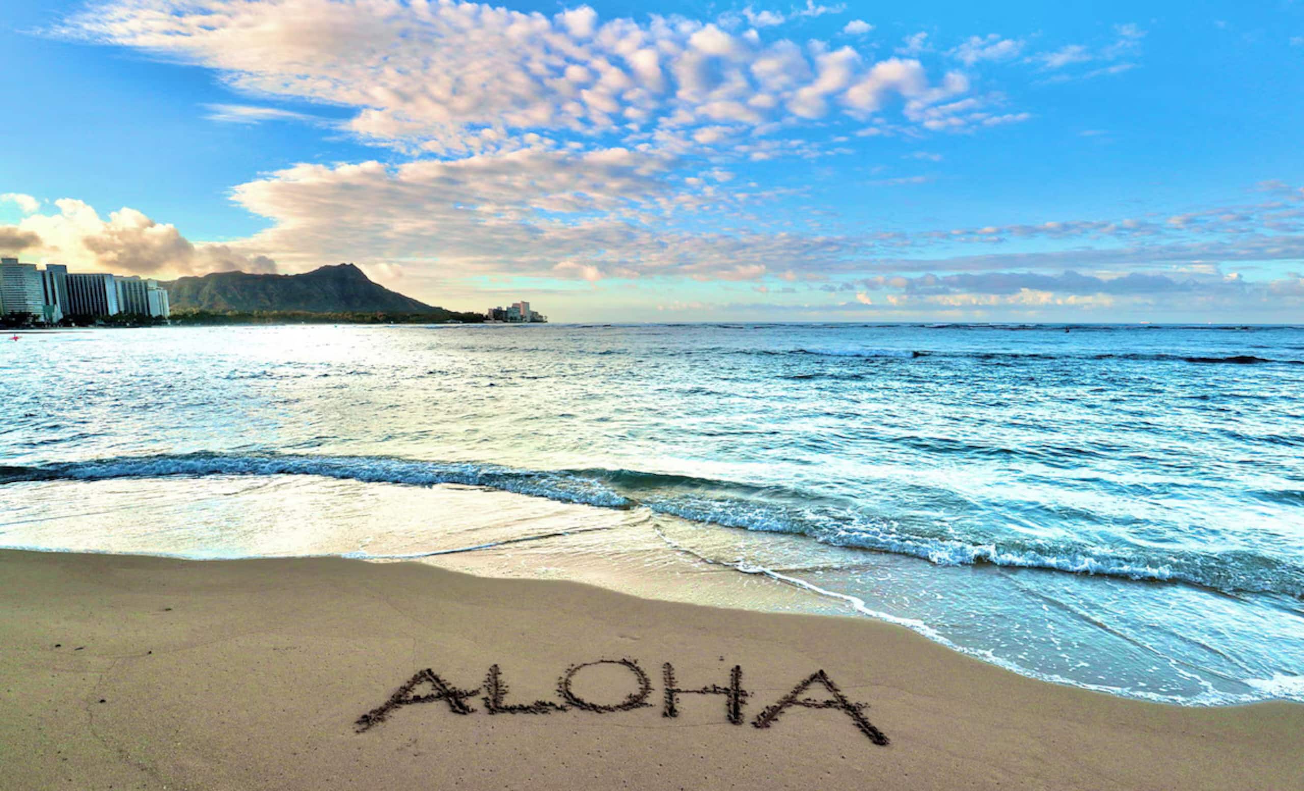 Condo in Honolulu · ★4.95 · 2 bedrooms · 4 beds · 2 private baths - Image 30