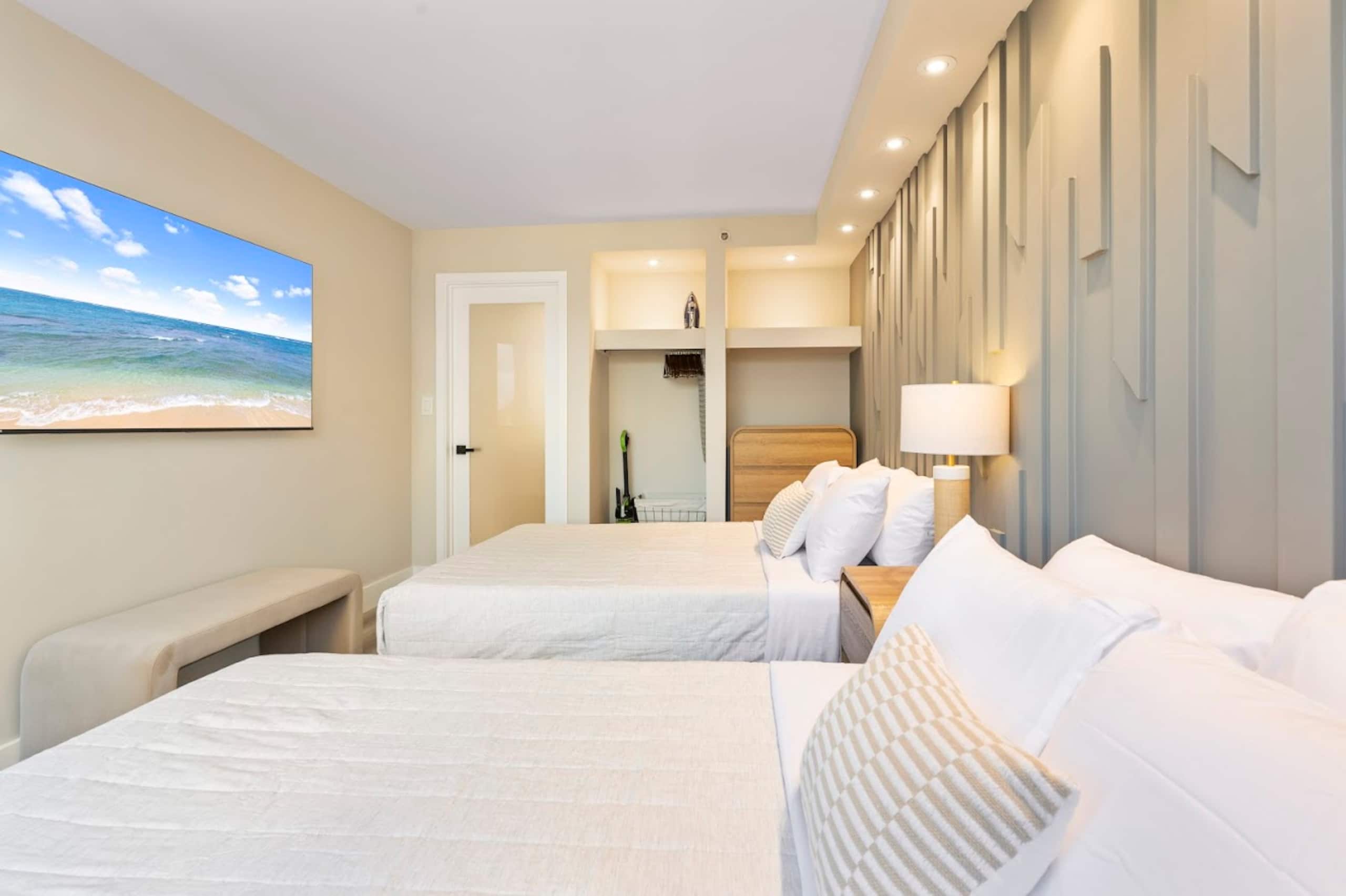 15FL-Upscale Chic Waikiki Banyan 1BR-Free Parking - Image 24