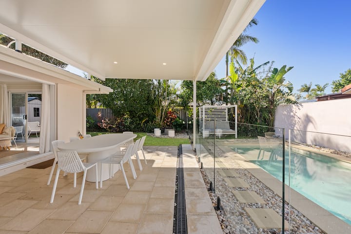 Winter Escape | Firepit, Bikes And Water Fun - Mooloolaba