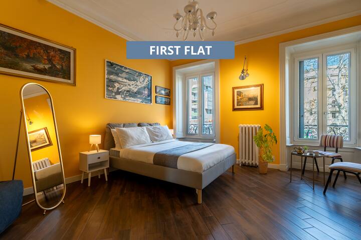 [Duomo 7 min] Two Independent Flats With Parking gallery image 2