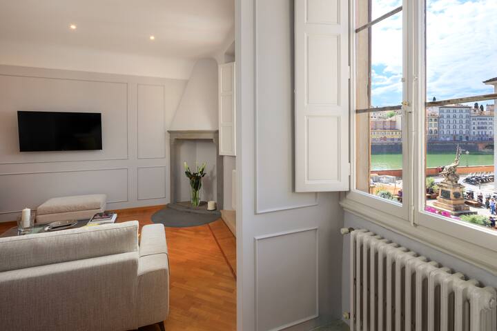 Modern Apartment River View gallery image 2