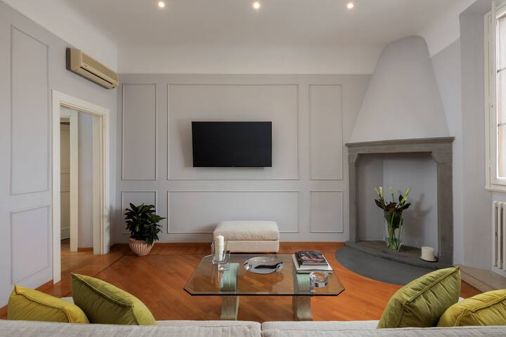 Modern Apartment River View gallery image 4