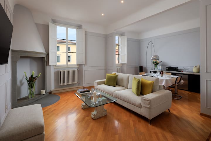 Modern Apartment River View