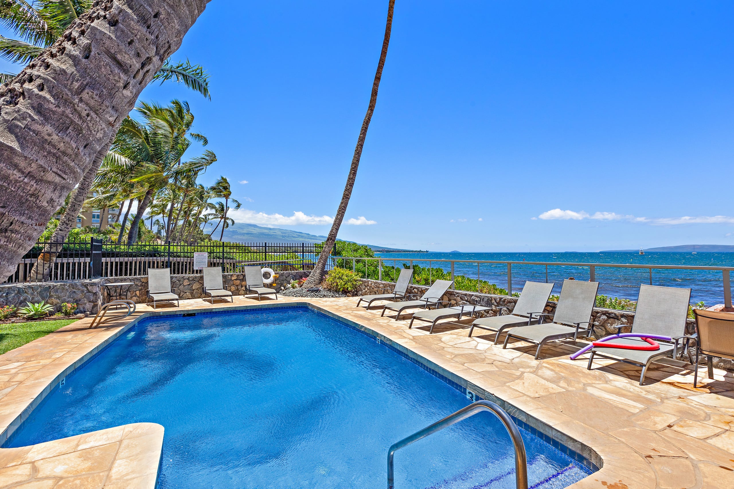 Condo in Kihei · ★4.5 · 3 bedrooms · 5 beds · 2 baths - Image 35