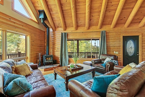 Successful Airbnb property: Henry's Private Lakefront Log Cabin Retreat in Fairplay