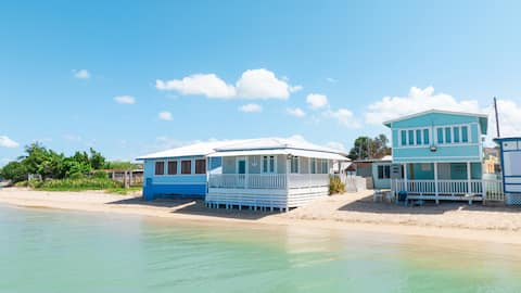 Deymar Front Beach House