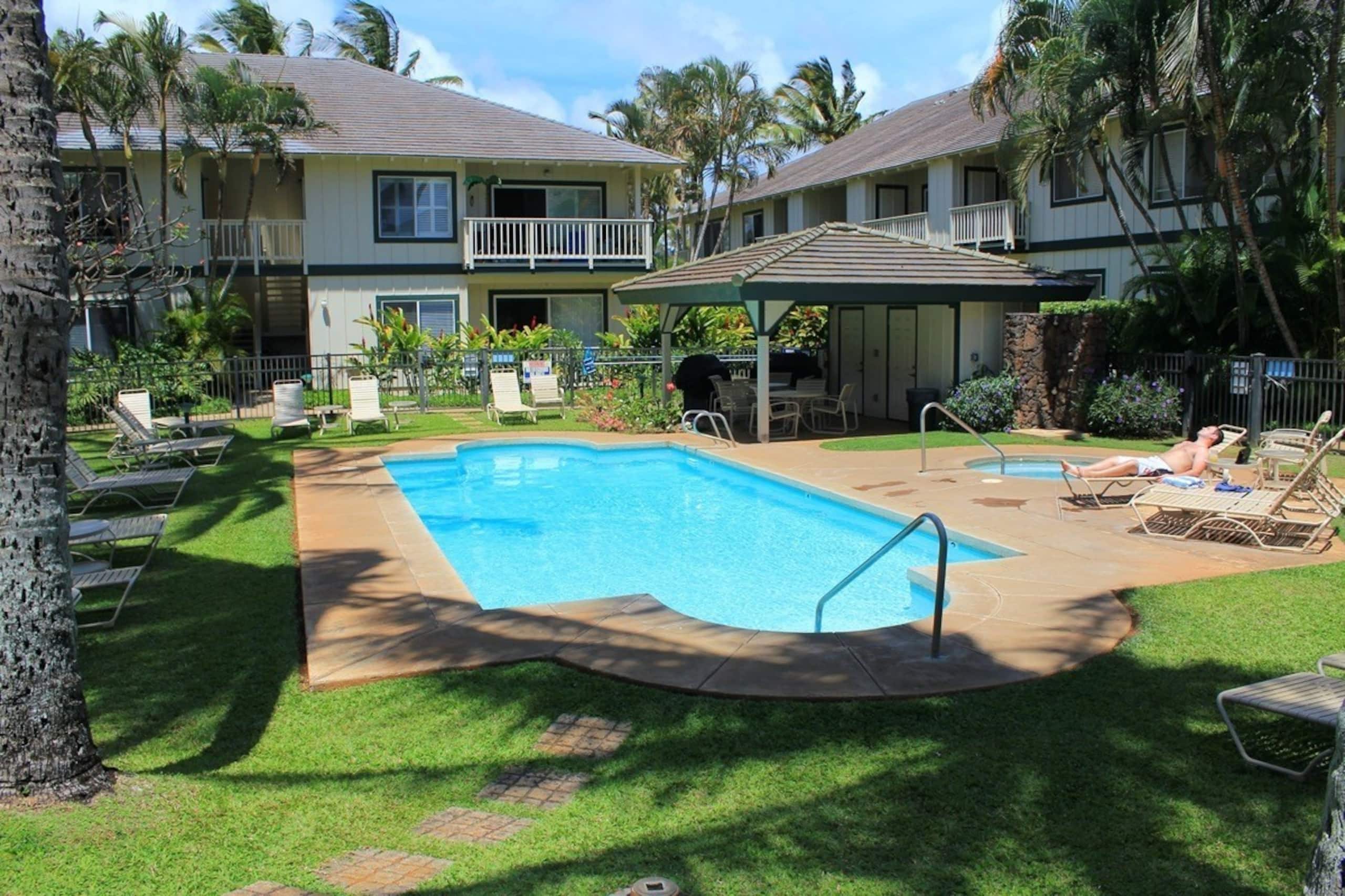 Stylish Poipu 2br/2ba with AC, short walk to beach - Image 23