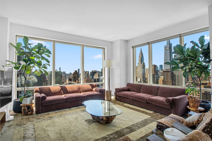 Spacious Modern High Rise gallery image 5