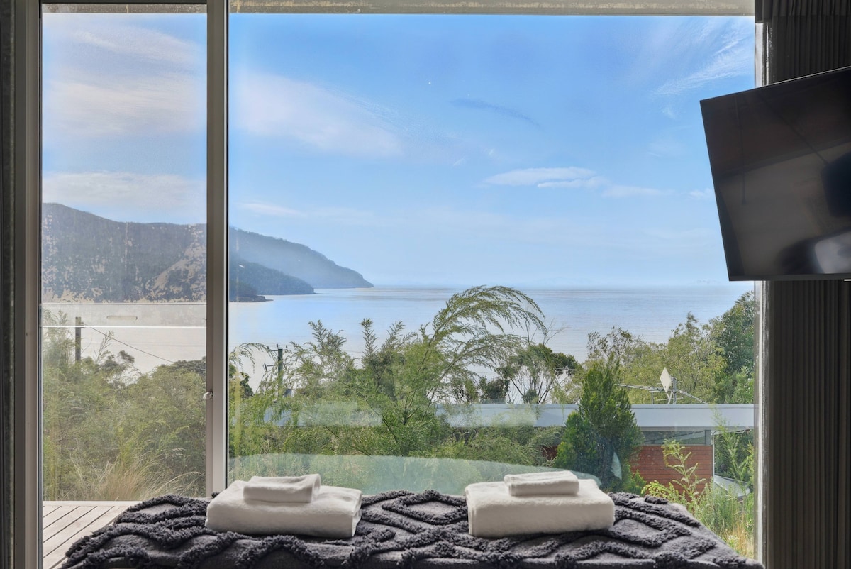 נופש עם נוף לאוקיינוס: תתפעלו מנופים עוצרי נשימה מהמרחב השלו שלכם עם נוחות מודרנית!