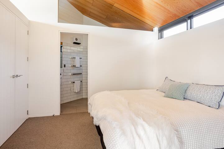 Hawk House by Sotheby’s Luxury Rental Homes