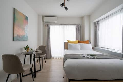 7-minute walk from the nearest station / No transfer to Shinagawa station! /Calm streets and rooms/W