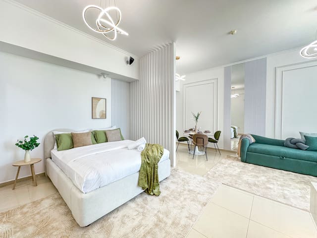 Upgrade Unit w/ Sea View Ideal Location Near Beach — foto 10