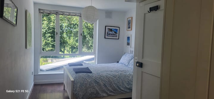 Голяма спалня