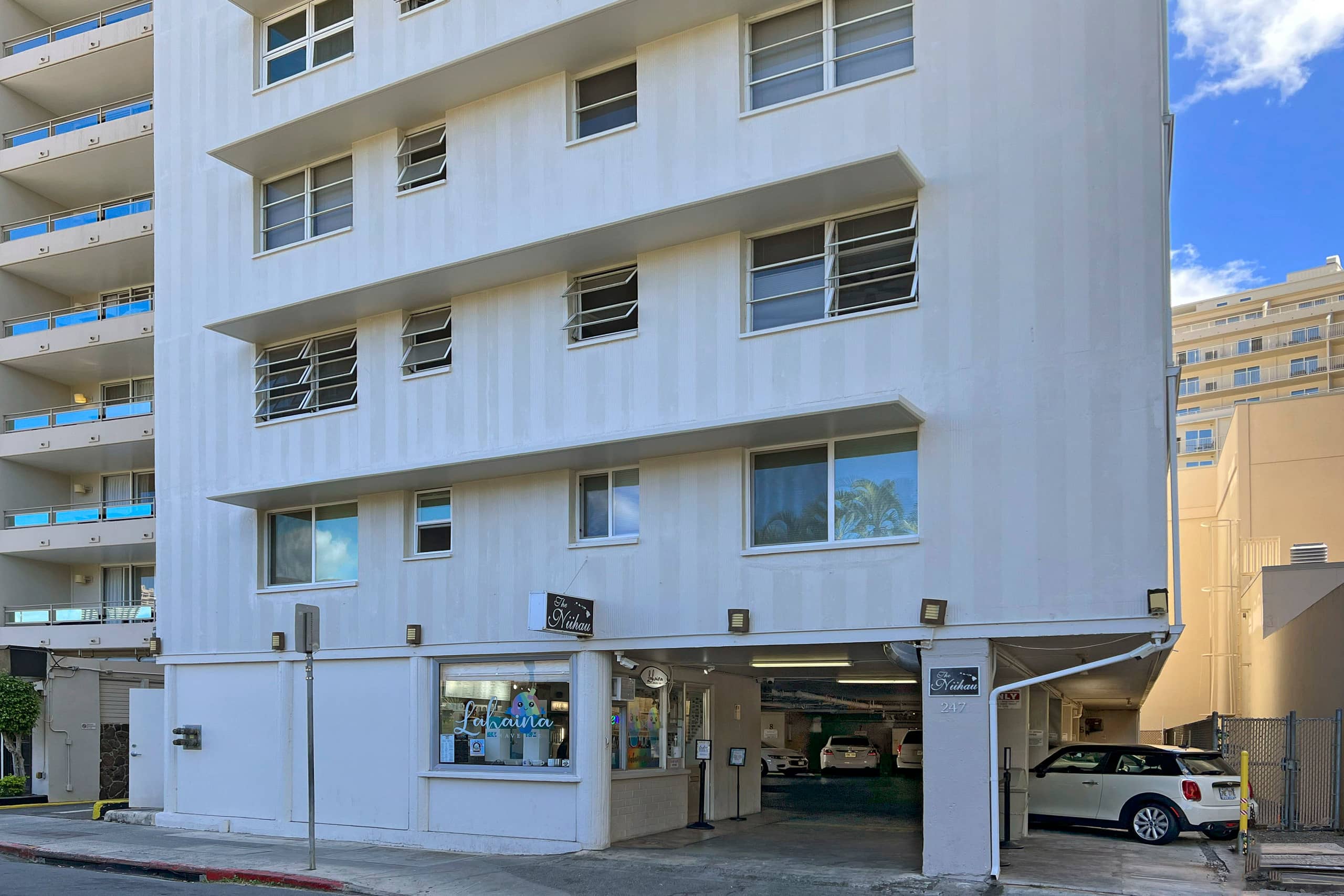 Condo in Honolulu · ★5.0 · 1 bedroom · 2 beds · 1 private bath - Image 19