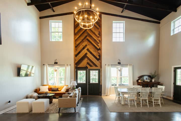 Barndominium For 16 Ppl On 100 Acres In Middle Tn - Lebanon, TN