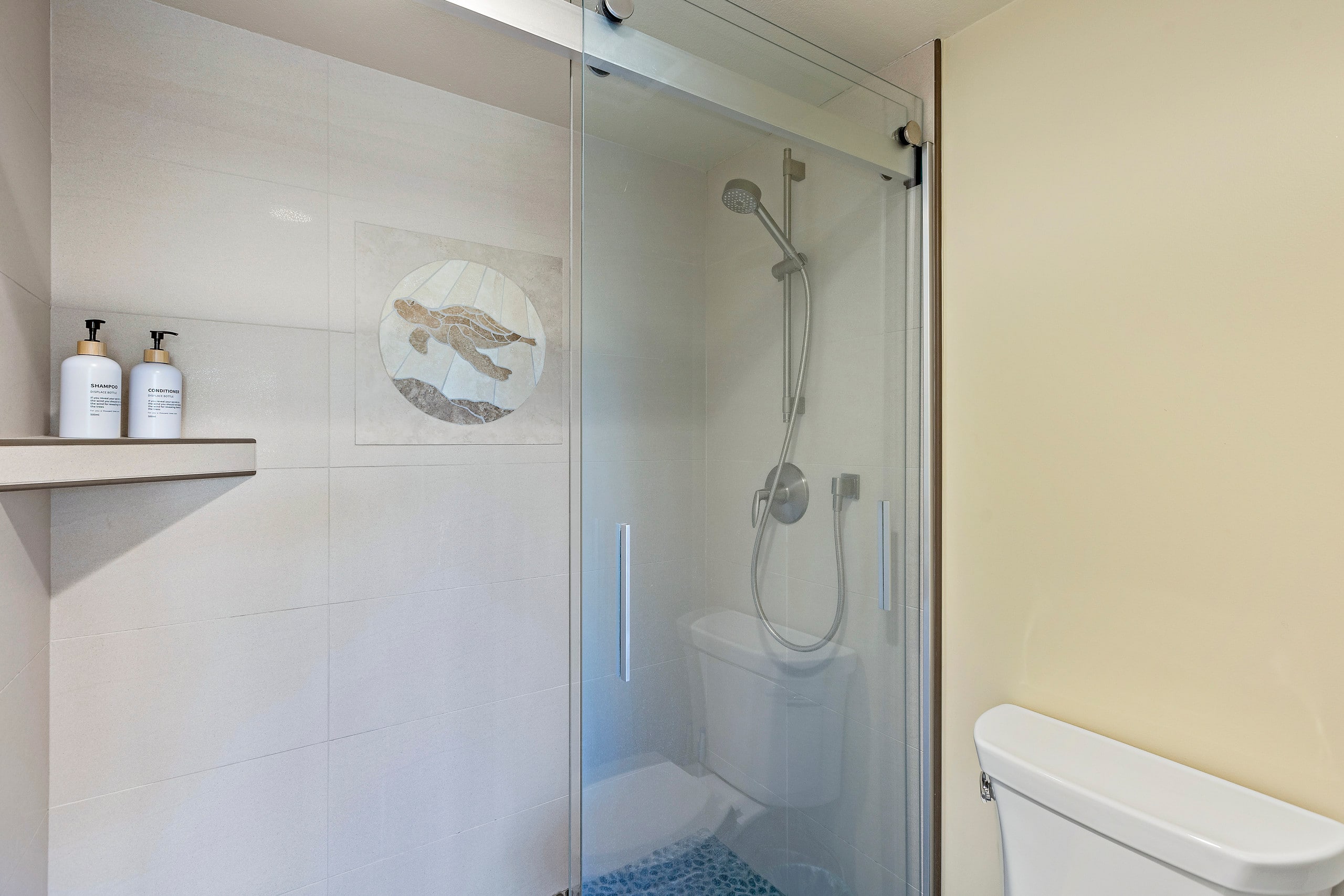 Condo in Kihei · ★4.96 · Studio · 1 bed · 1 private bath - Image 11