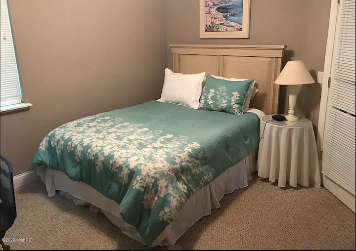 (spálňa na prízemí)