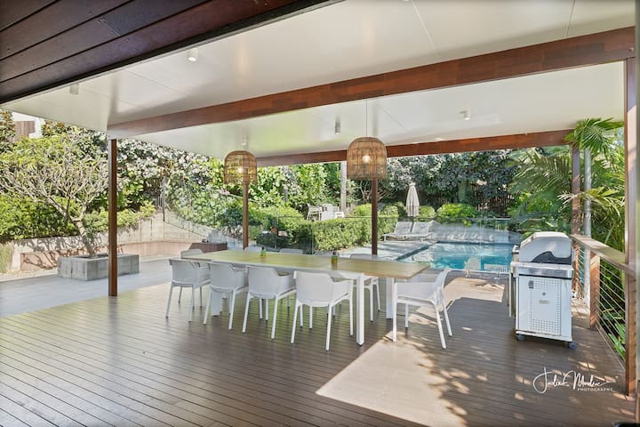 Pacific View – Steps to Coolum beach, Pets on app