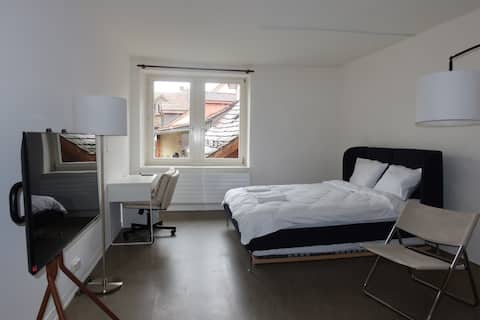 City Studio 111 - Krone