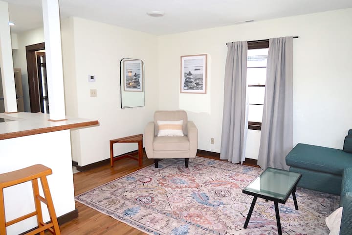 Dt Location W Washer And Dryer. Fully Renovated. - Wichita, KS