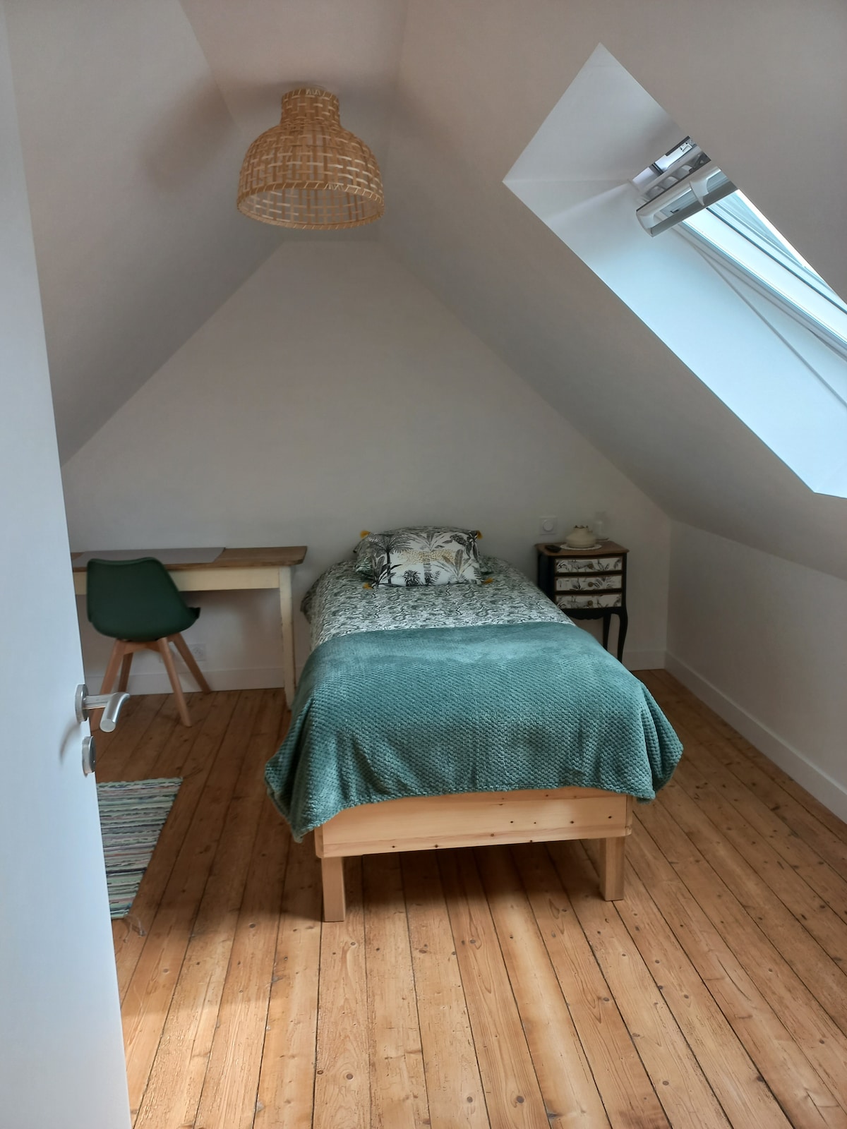 חדר שינה 3, קומה שנייה.