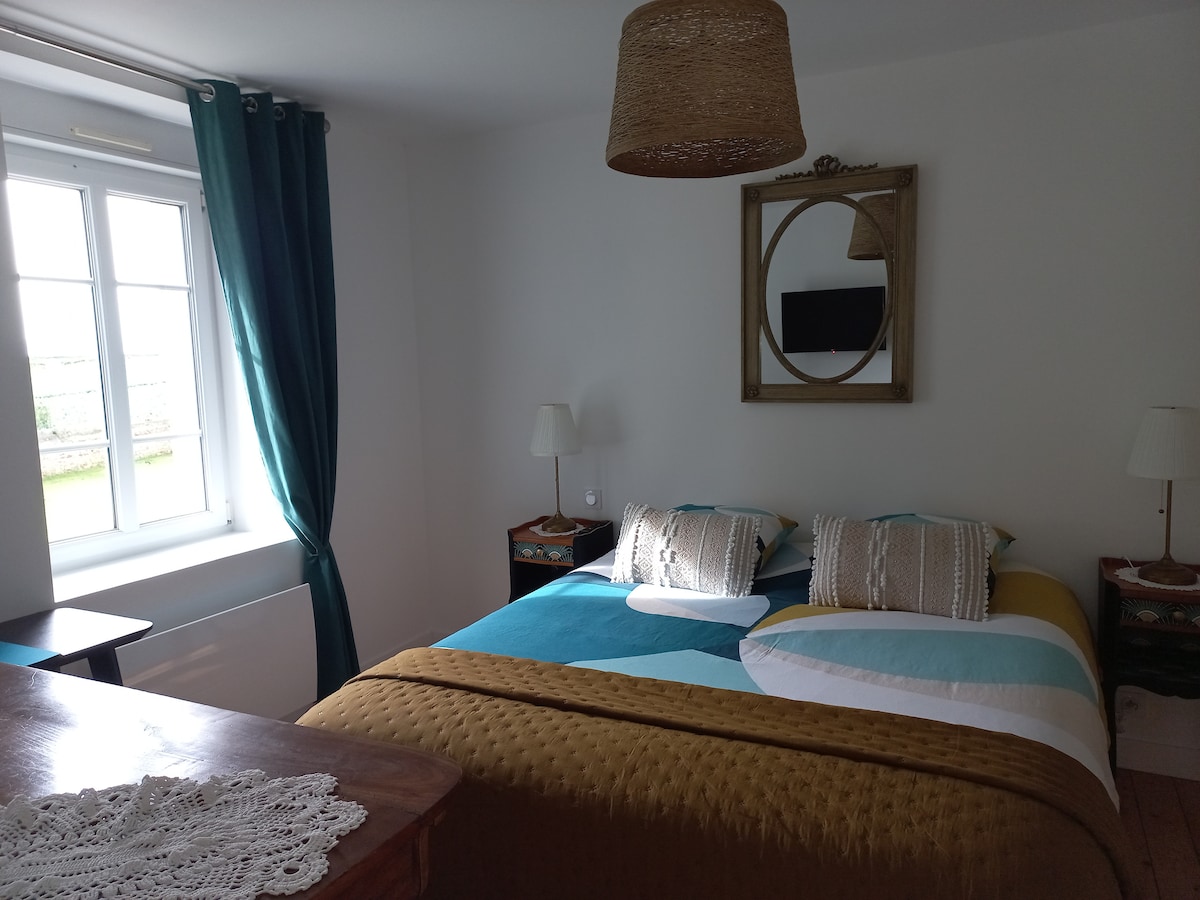 חדר שינה 2, קומה ראשונה.