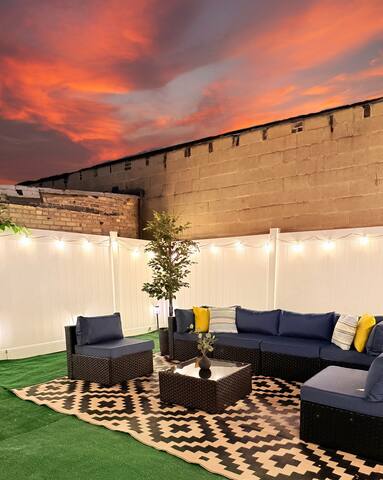 NEW! Spacious-FREE Parking Game&Yard | NYC MetLife gallery image 2