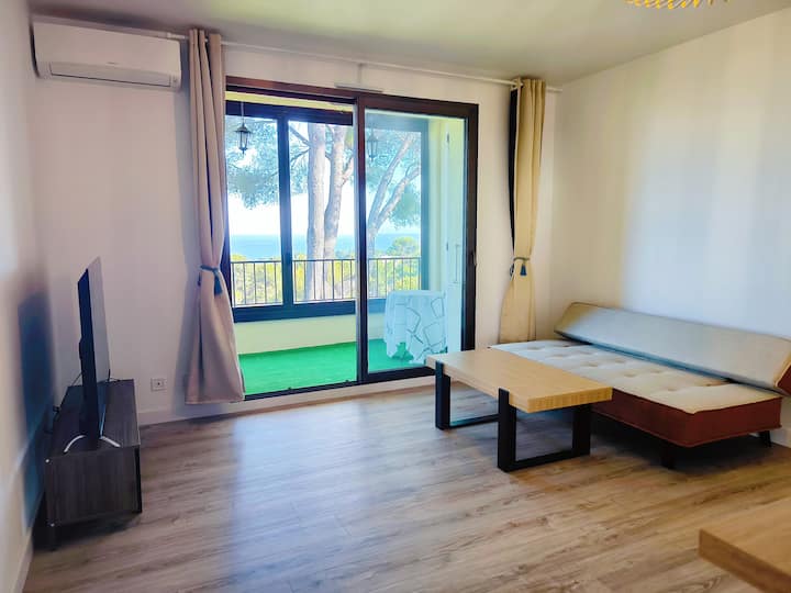 T3 61m², Vue Mer / Tennis / Parking - Juan-les-Pins
