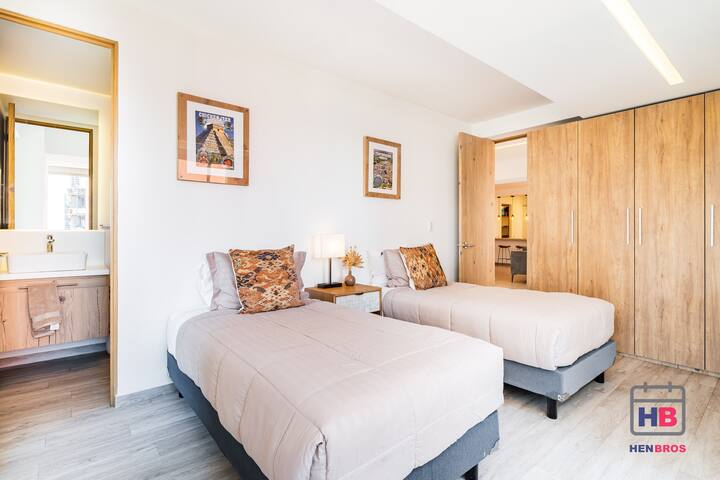 Neuchatel, Plaza Carso, City Market, Seg 24 hrs gallery image 4