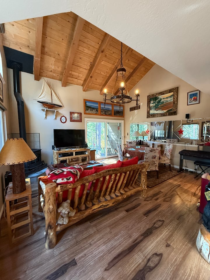 2 Ways To Stay 2br: Suite-only Or Upgrade +Kitchen - Kings Beach, CA