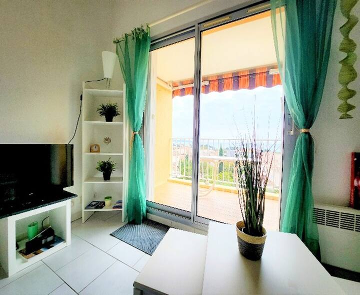 Charmant Duplex Vue Mer Panoramique Avec Piscine - Hyères