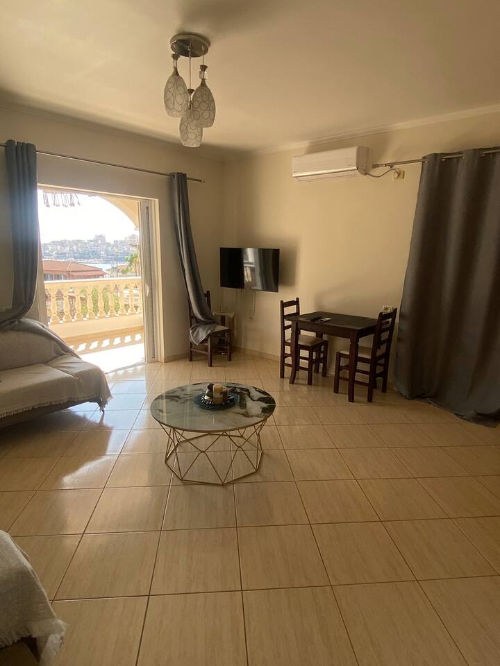Vila Vangjel Gjika - Saranda